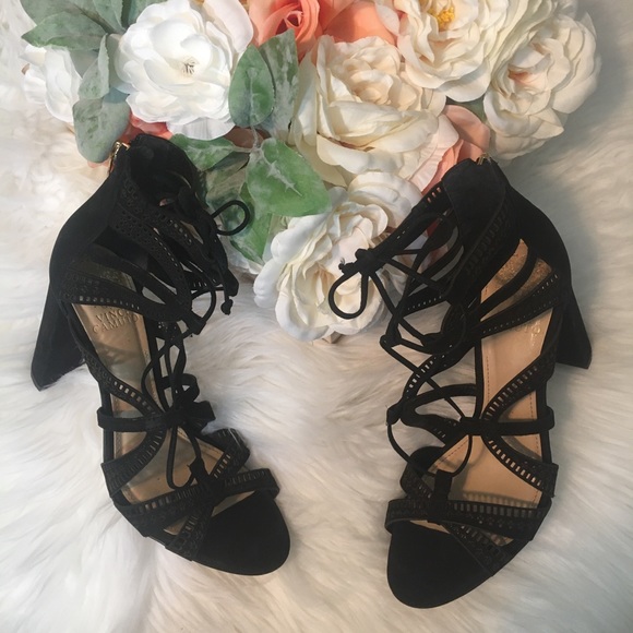 Vince Camuto Black Shoes - Picture 2 of 7